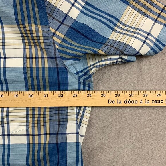 Patagonia Mens Shirt XL Blue Plaid Button Up Short Sleeve Nylon Blend Outdoor - Picture 4 of 7